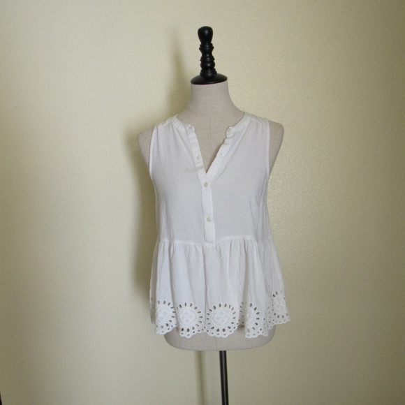 Old Navy Tops - Old Navy Eyelet Tank Top